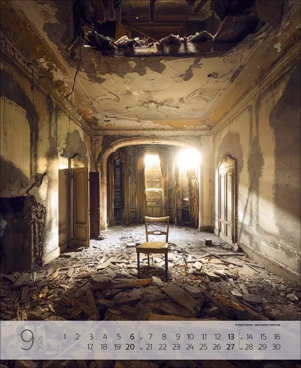 Bild: 9783731888239 | Lost Places 2026 | Verlag Korsch | Kalender | Spiralbindung | 14 S.