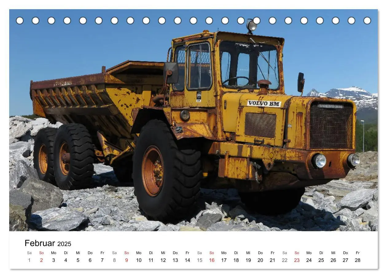 Bild: 9783435359639 | Baumaschinen mit Patina (Tischkalender 2025 DIN A5 quer), CALVENDO...