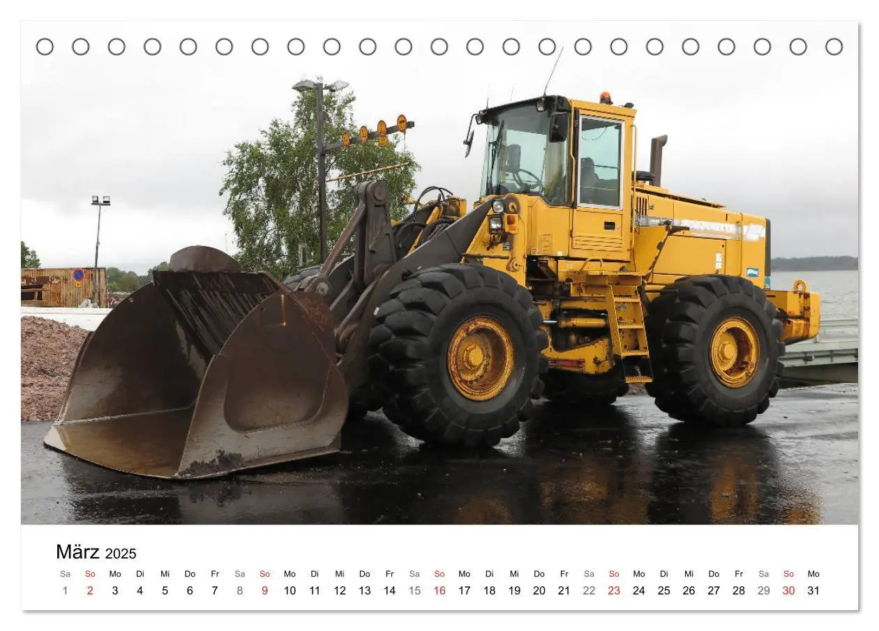Bild: 9783435359639 | Baumaschinen mit Patina (Tischkalender 2025 DIN A5 quer), CALVENDO...