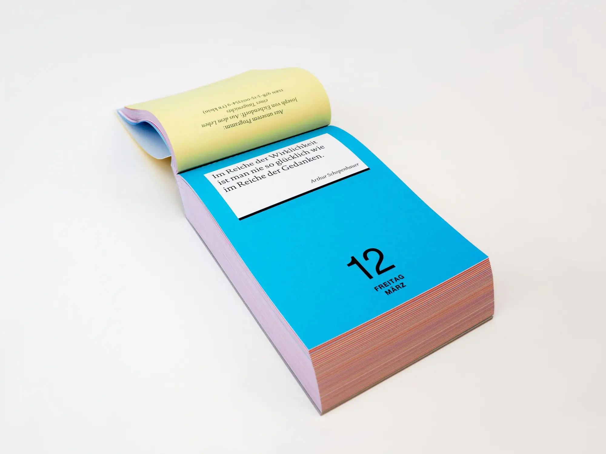 Bild: 4262461870240 | Tag für Tag. Weltliteratur zum Abreißen 2027 | Kalender | 733 S.