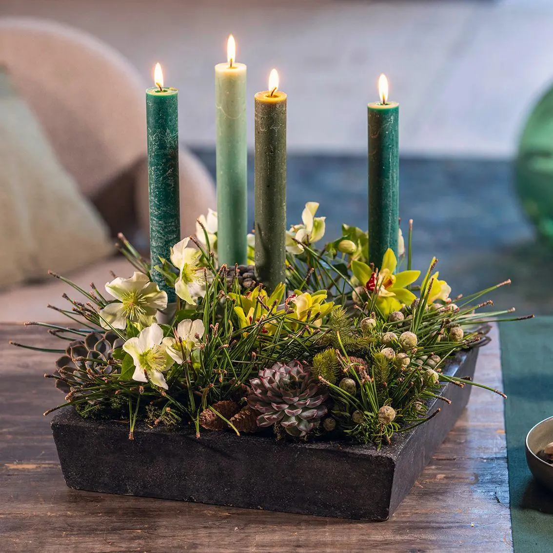 Bild: 9783965631540 | Weihnachten feiern | Floristische Trends für festliche Dekorationen