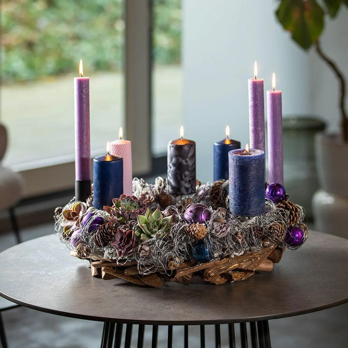 Bild: 9783965631540 | Weihnachten feiern | Floristische Trends für festliche Dekorationen