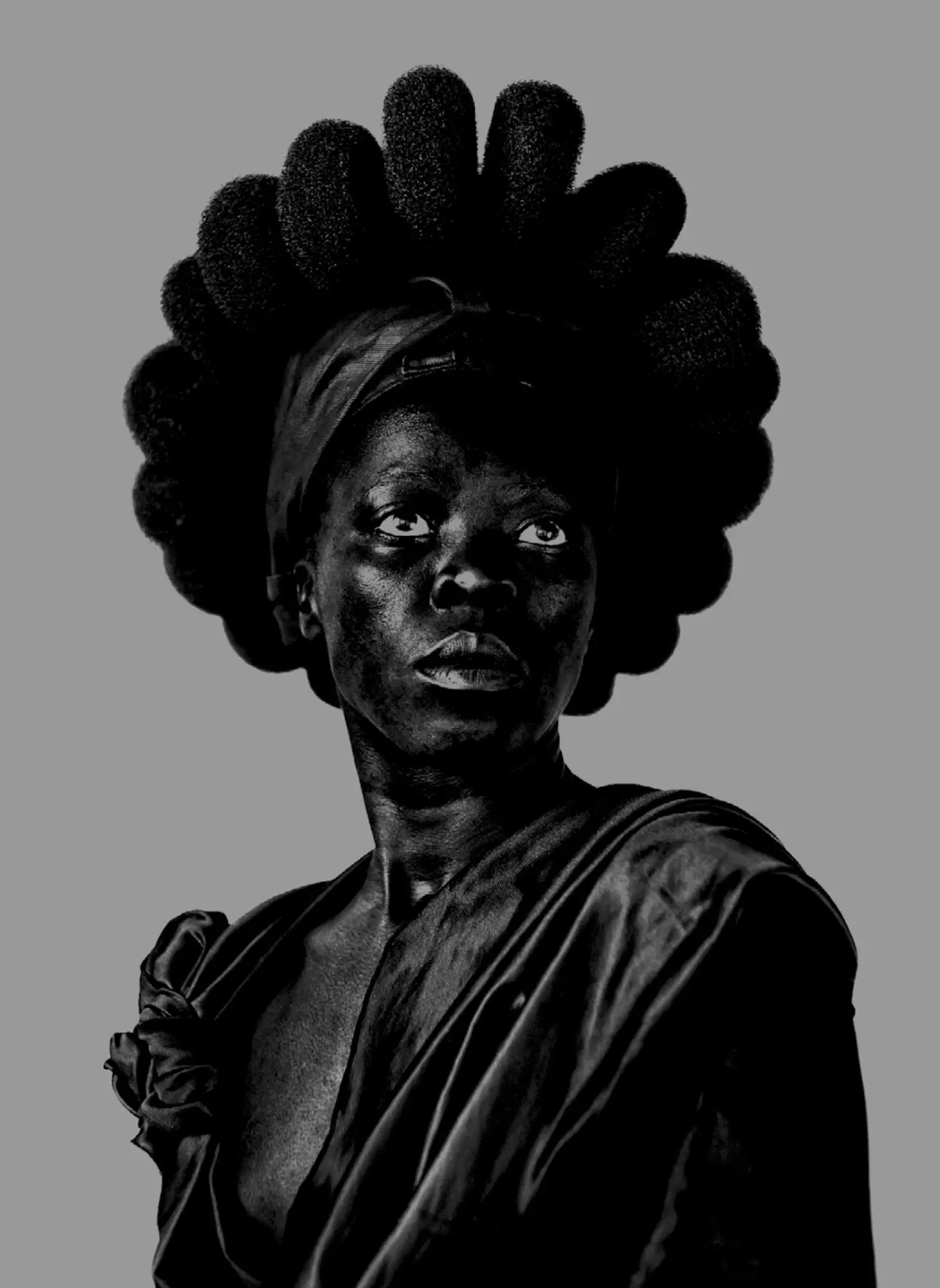 Cover: 9781597114240 | Zanele Muholi: Somnyama Ngonyama, Hail the Dark Lioness | Muholi