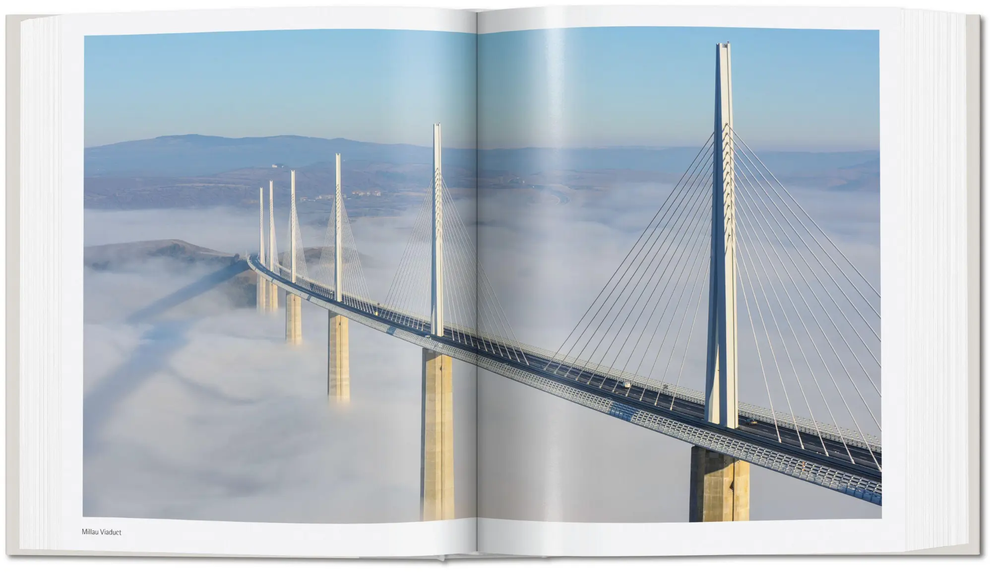Bild: 9783754405840 | Norman Foster. Works | Philip Jodidio | Buch | 712 S. | Englisch