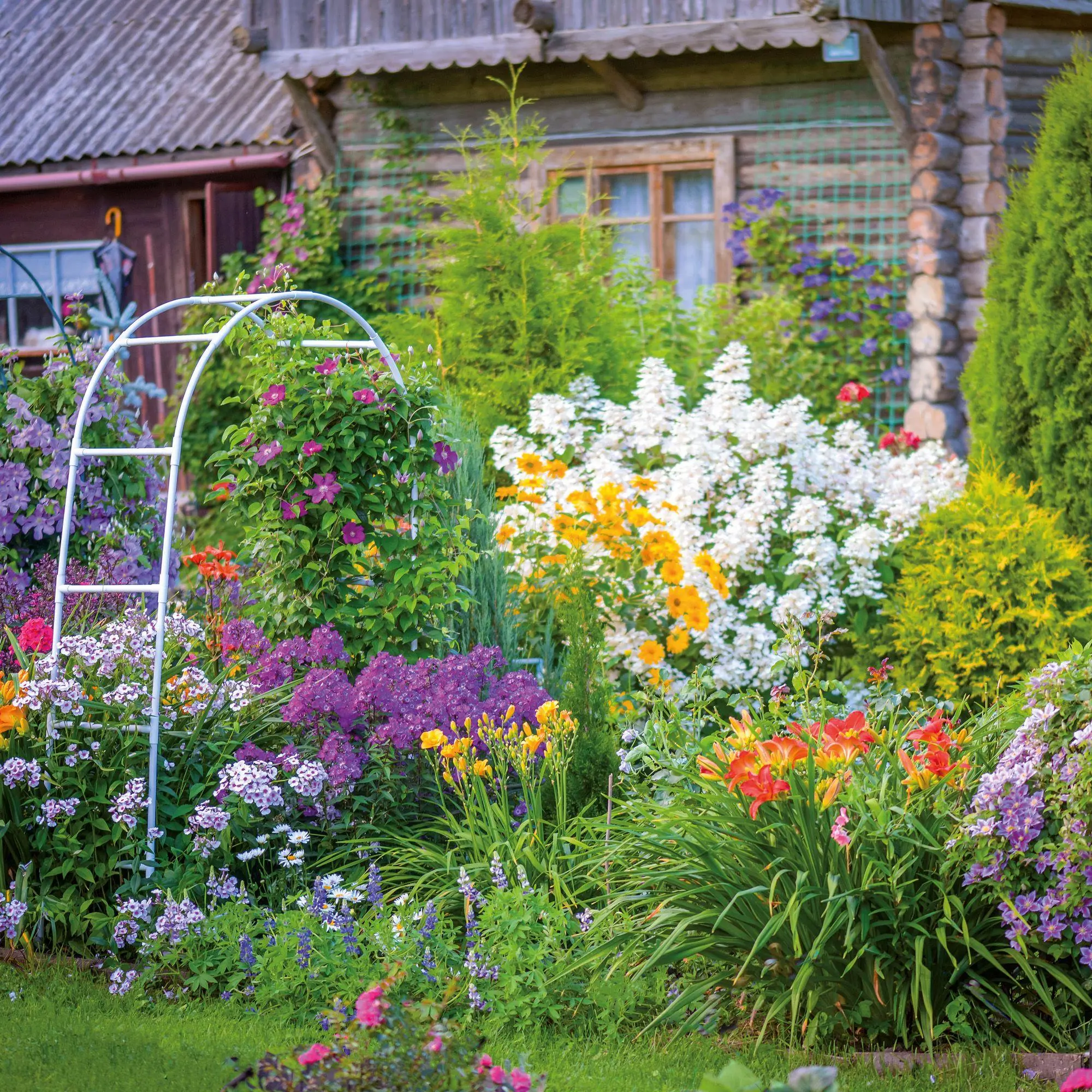 Bild: 9783959297240 | Bauerngarten / Cottage Garden 2027 | Kalender 2027 | Kalender | 28 S.