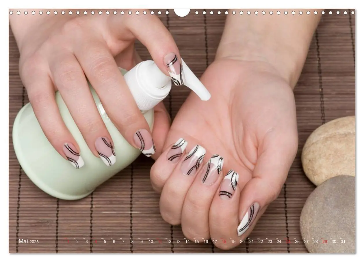 Bild: 9783435747740 | Vergängliche Kunst - Nailart Episode 1 (Wandkalender 2025 DIN A3...
