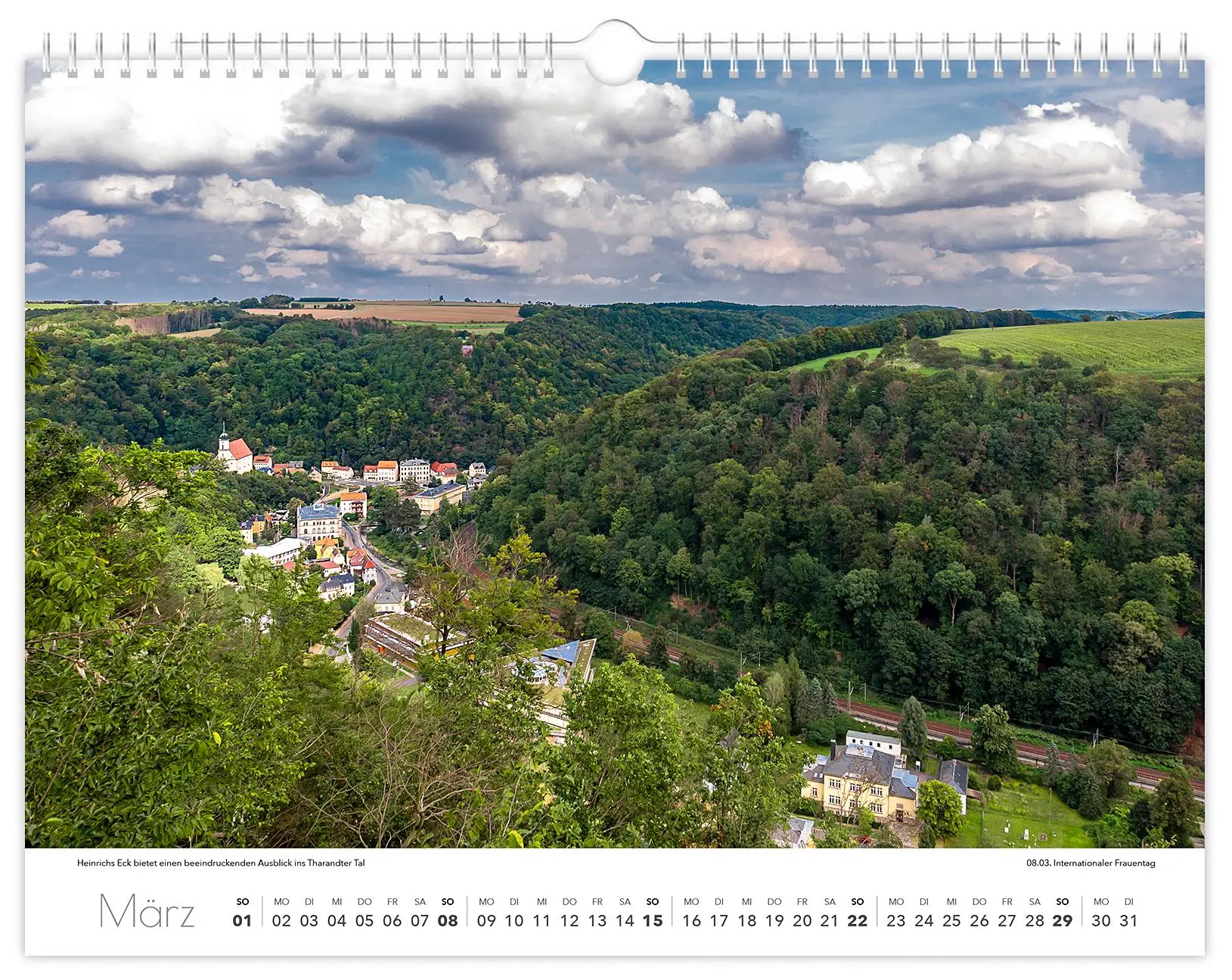 Bild: 9783910680241 | Kalender Tharandt und Umgebung 2026 | 40 x 30 cm weißes Kalendarium