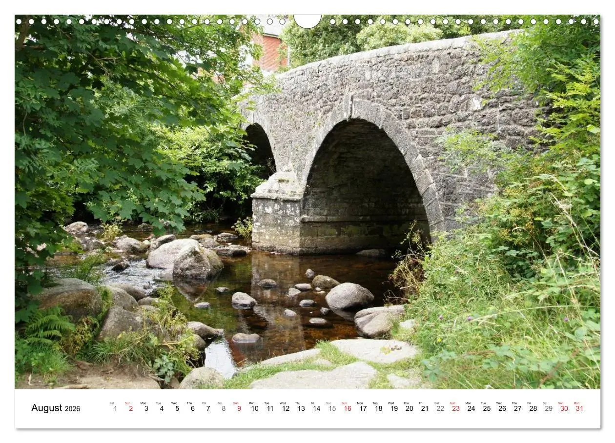 Bild: 9783516580341 | Charming - Mystic Devon Dartmoor, South England (Wall Calendar 2026...
