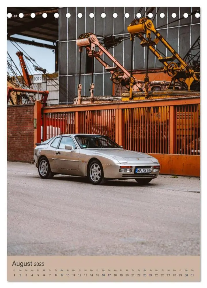 Bild: 9783435921041 | Porsche 944 - Fine Art (Tischkalender 2025 DIN A5 hoch), CALVENDO...