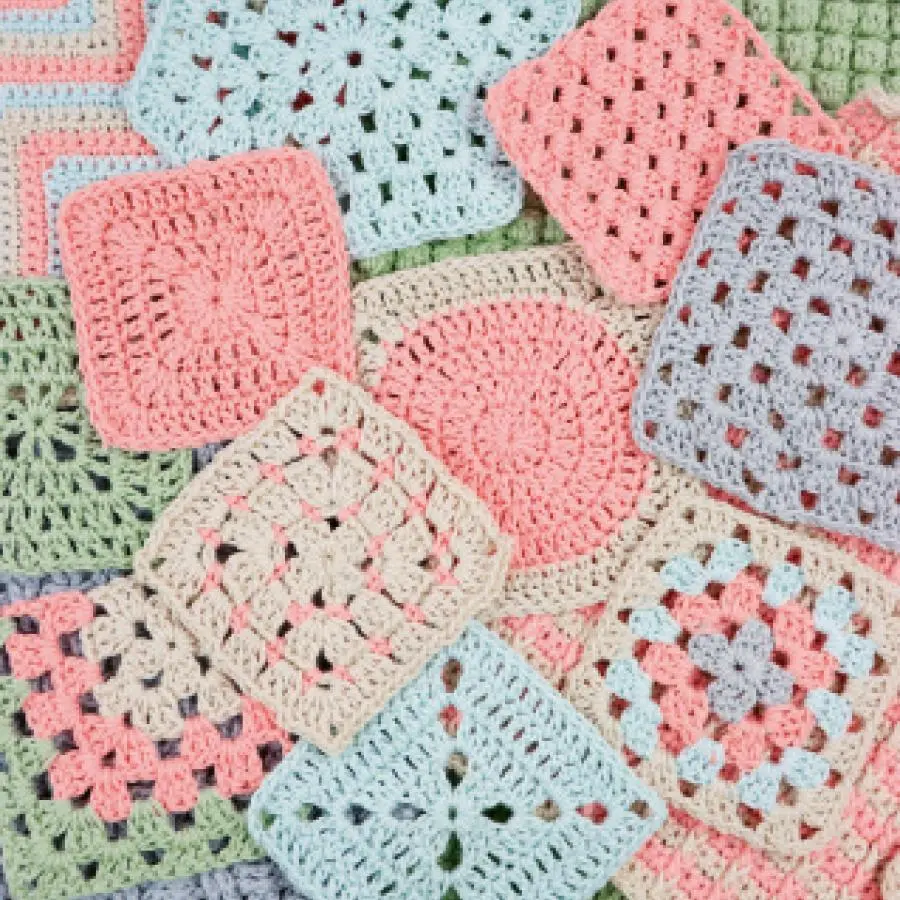 Bild: 9783735871541 | 100 Lieblingsmuster häkeln | Sarah-Jayne Fragola | Taschenbuch | 2025