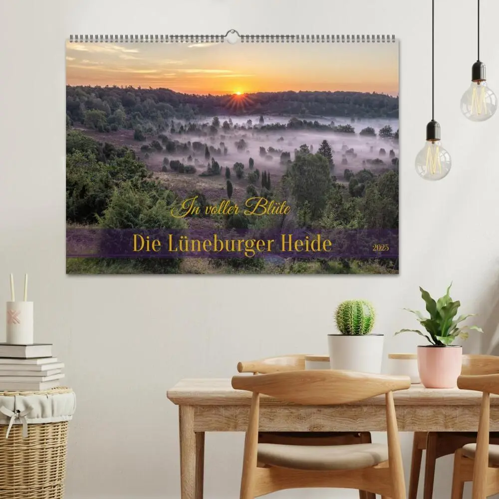 Bild: 9783383852541 | Die Lüneburger Heide - In voller Blüte (Wandkalender 2025 DIN A2...