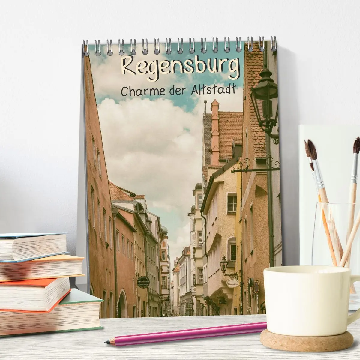 Bild: 9783516424041 | Regensburg - Charme der Altstadt (Tischkalender 2026 DIN A5 hoch),...
