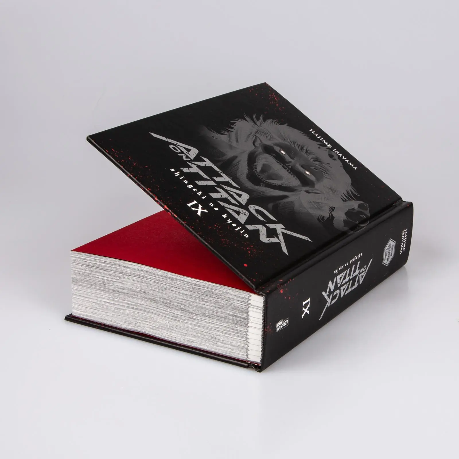 Bild: 9783551744241 | Attack on Titan Deluxe 9 | Hajime Isayama | Buch | 568 S. | Deutsch