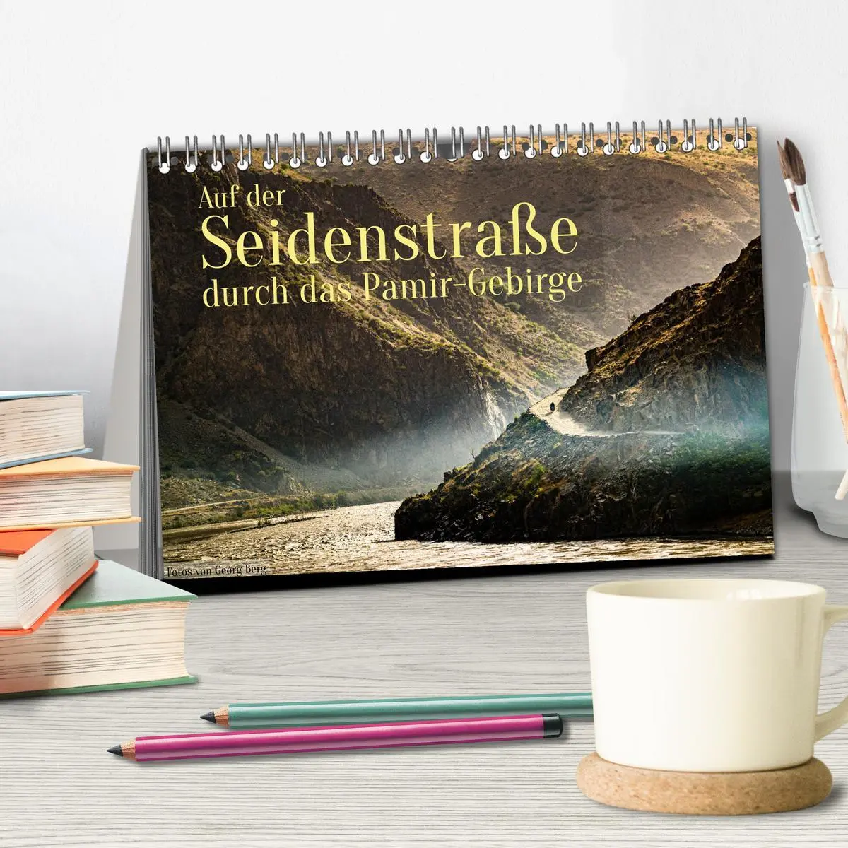 Bild: 9783457626641 | Auf der Seidenstraße durch das Pamir-Gebirge (Tischkalender 2026...