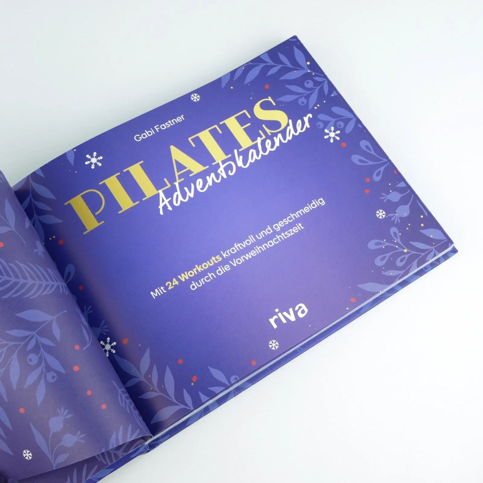 Bild: 9783742329141 | Pilates-Adventskalender | Gabi Fastner | Buch | 100 S. | Deutsch
