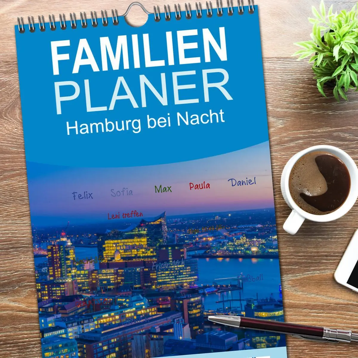 Bild: 9783516500042 | Familienplaner 2026 - Hamburg bei Nacht mit 5 Spalten...