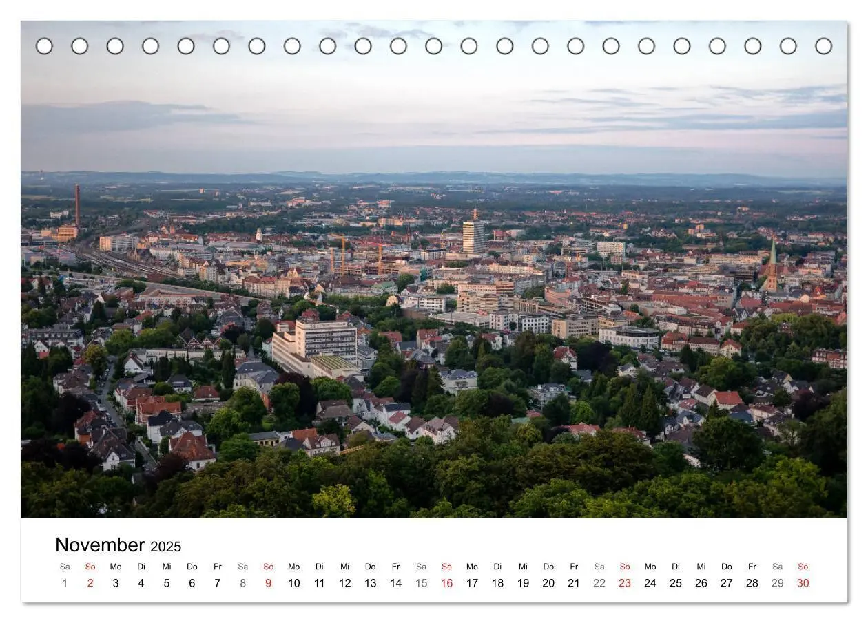 Bild: 9783435450442 | BIELEFELD aus der Vogelperspektive (Tischkalender 2025 DIN A5...