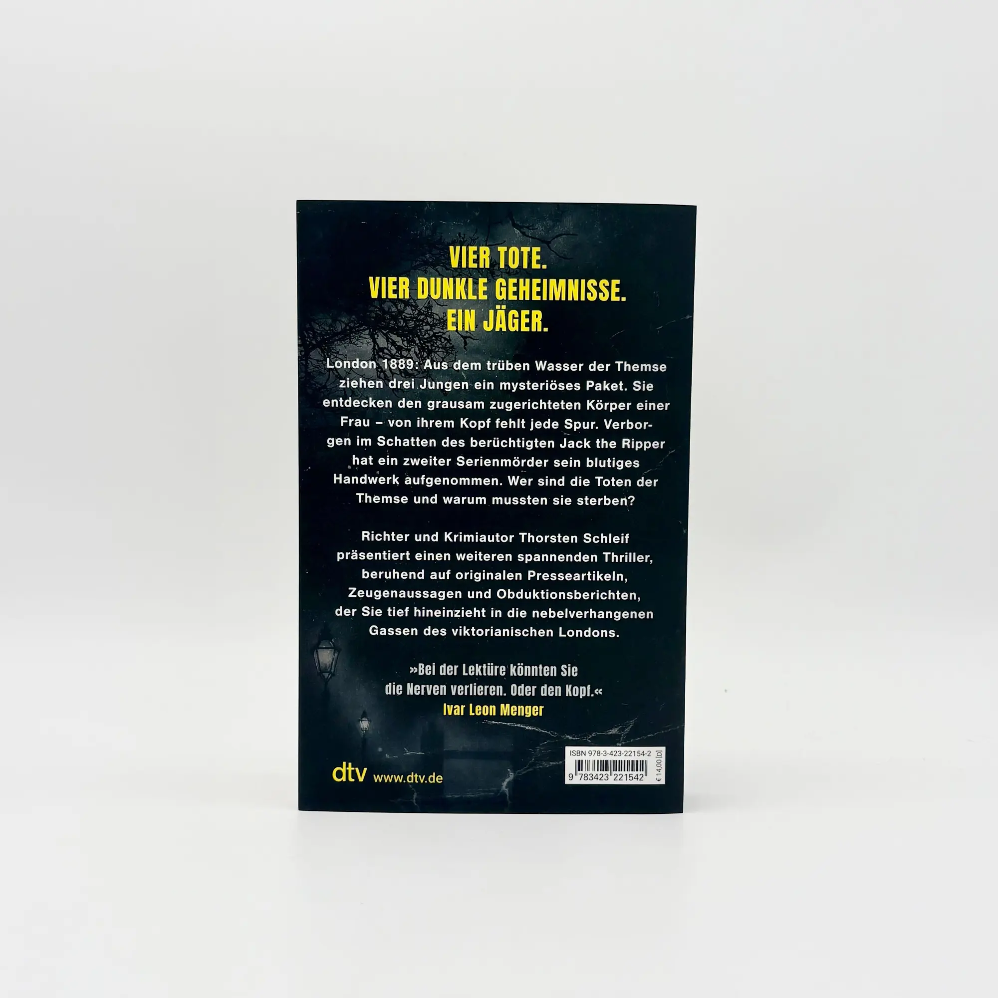 Bild: 9783423221542 | Four Heads Missing | Thorsten Schleif | Taschenbuch | 336 S. | Deutsch