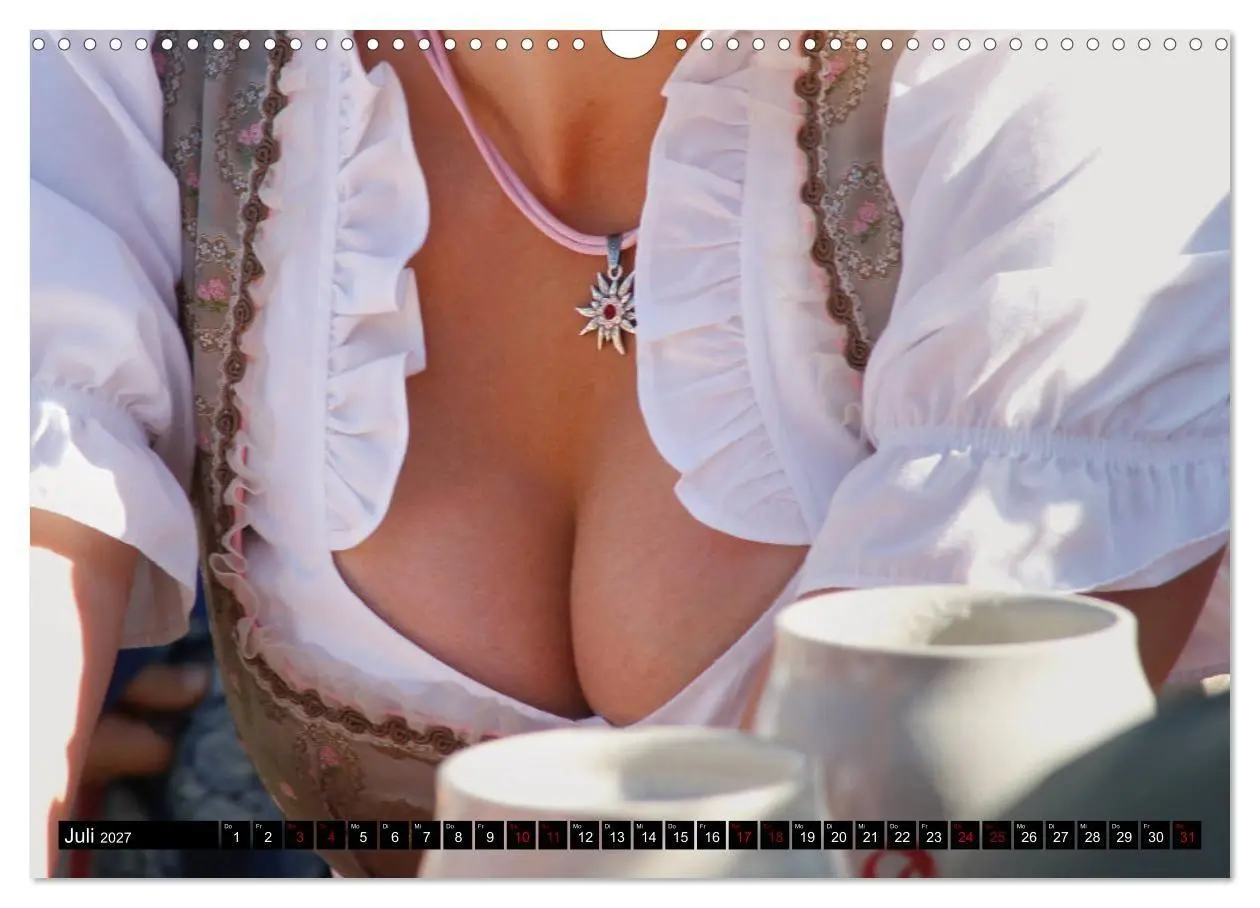 Bild: 9783569841642 | Bayerische Balkone, Einblicke ins Dirndl - bezaubernd (Wandkalender...