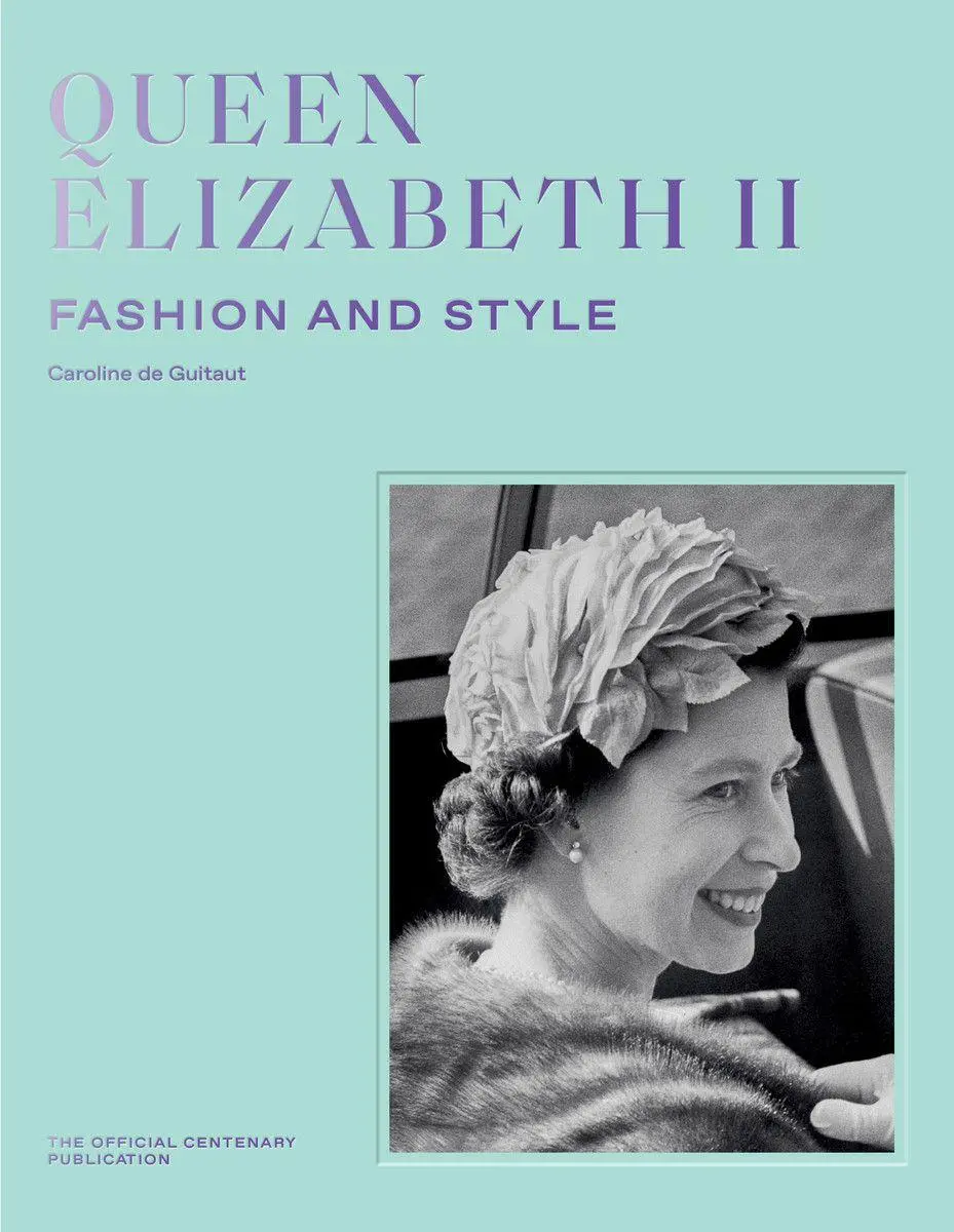 Cover: 9781909741942 | Queen Elizabeth II: Fashion &amp; Style | Caroline de Guitaut | Buch