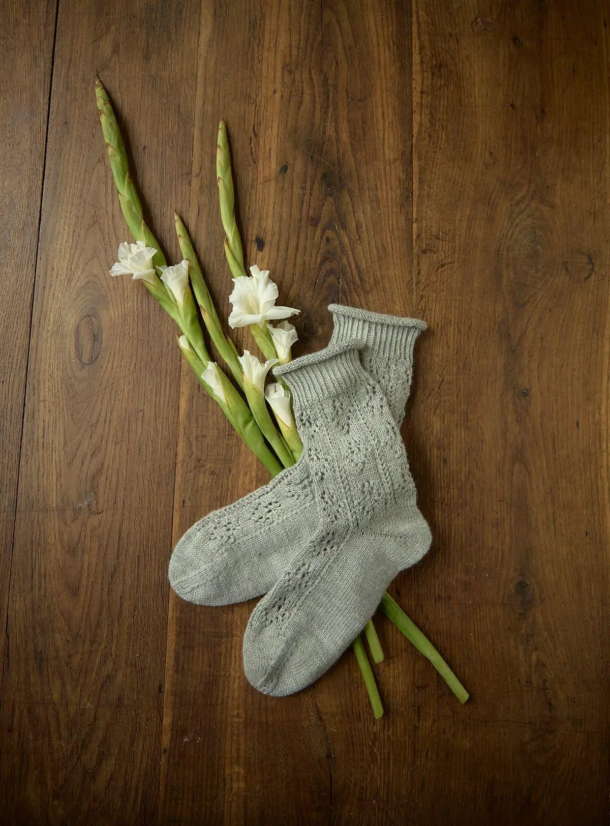Bild: 9783735872142 | Romantische Socken stricken | Brigitte Zimmermann (u. a.) | Buch