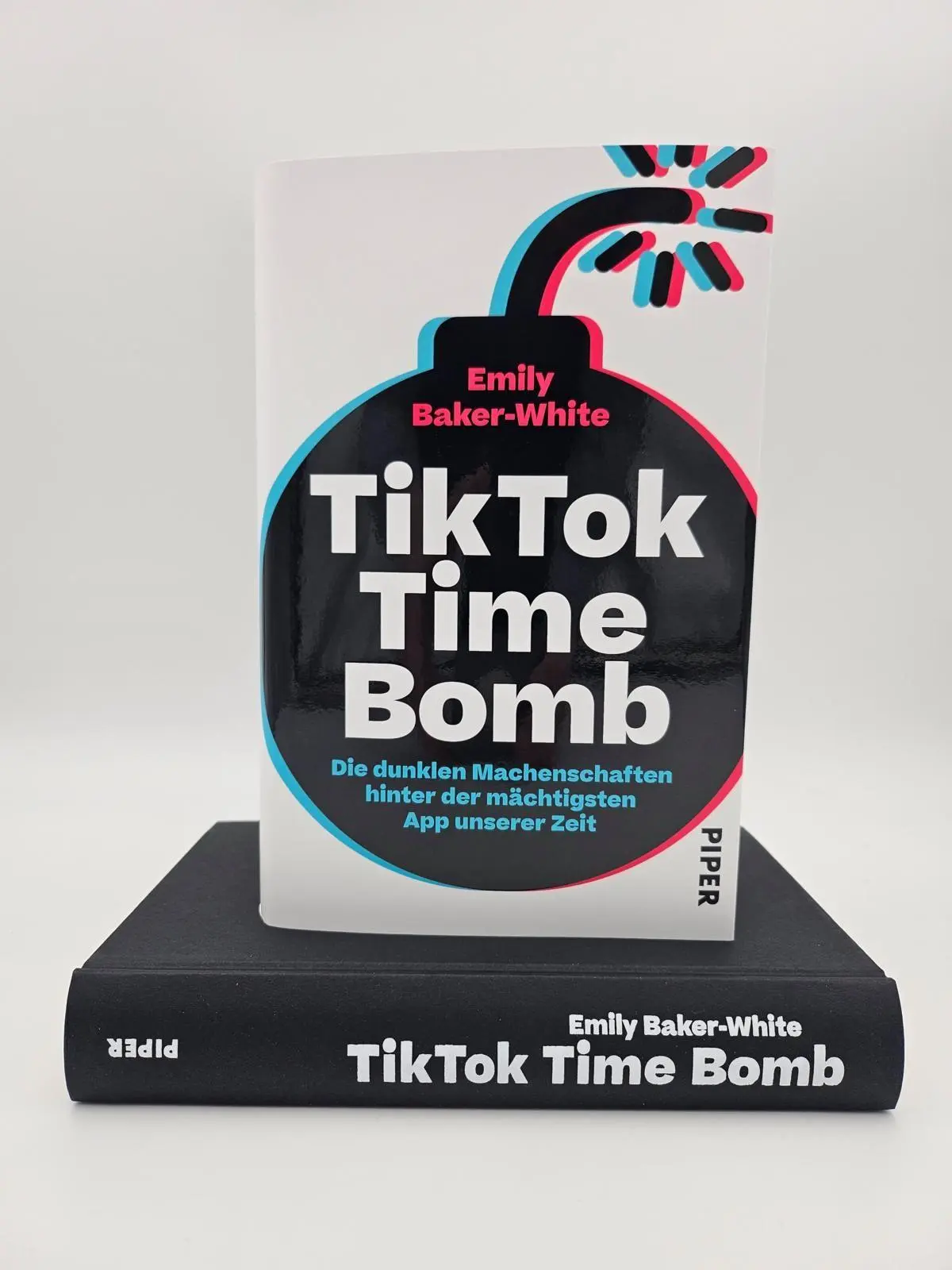 Bild: 9783492073042 | TikTok Time Bomb | Emily Baker-White | Buch | 432 S. | Deutsch | 2025