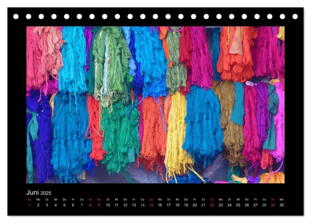 Bild: 9783435645442 | Farbenfrohes Guatemala (Tischkalender 2025 DIN A5 quer), CALVENDO...
