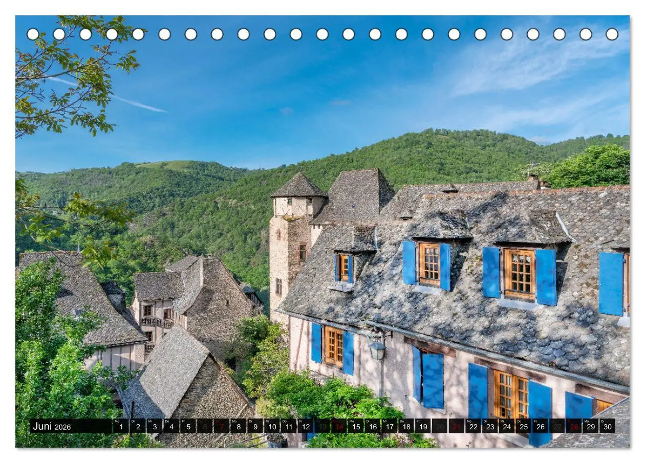 Bild: 9783457485842 | Conques ist eine wichtige Station am französischen Jakobsweg...