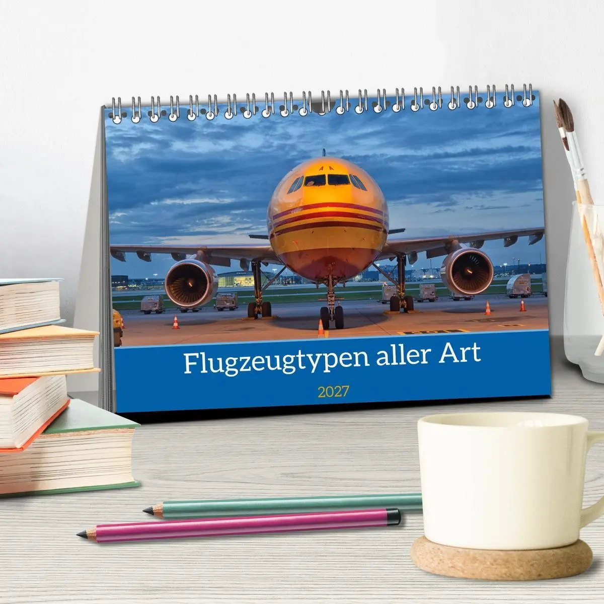 Bild: 9783569377042 | Flugzeuge aller Art (Tischkalender 2027 DIN A5 quer), CALVENDO...