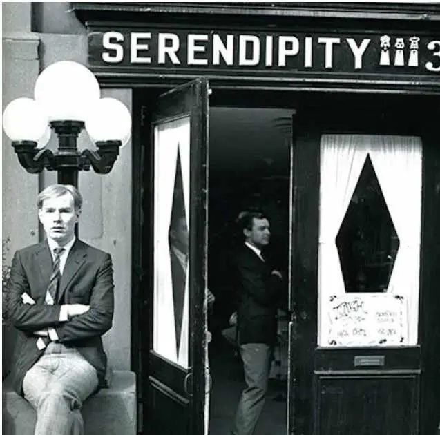 Bild: 9781584237242 | Desperately Seeking Warhol | Ian Castello-Cortes | Buch | Gebunden