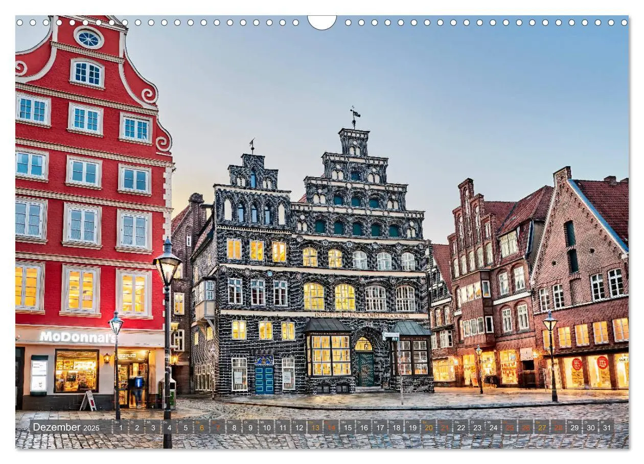 Bild: 9783435357642 | LÜNEBURG Ein- und Ausblicke von Andreas Voigt (Wandkalender 2025...