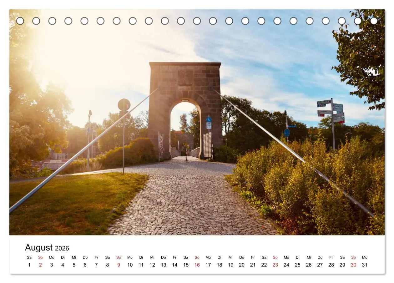 Bild: 9783457737842 | Kassel - Morgenlicht (Tischkalender 2026 DIN A5 quer), CALVENDO...