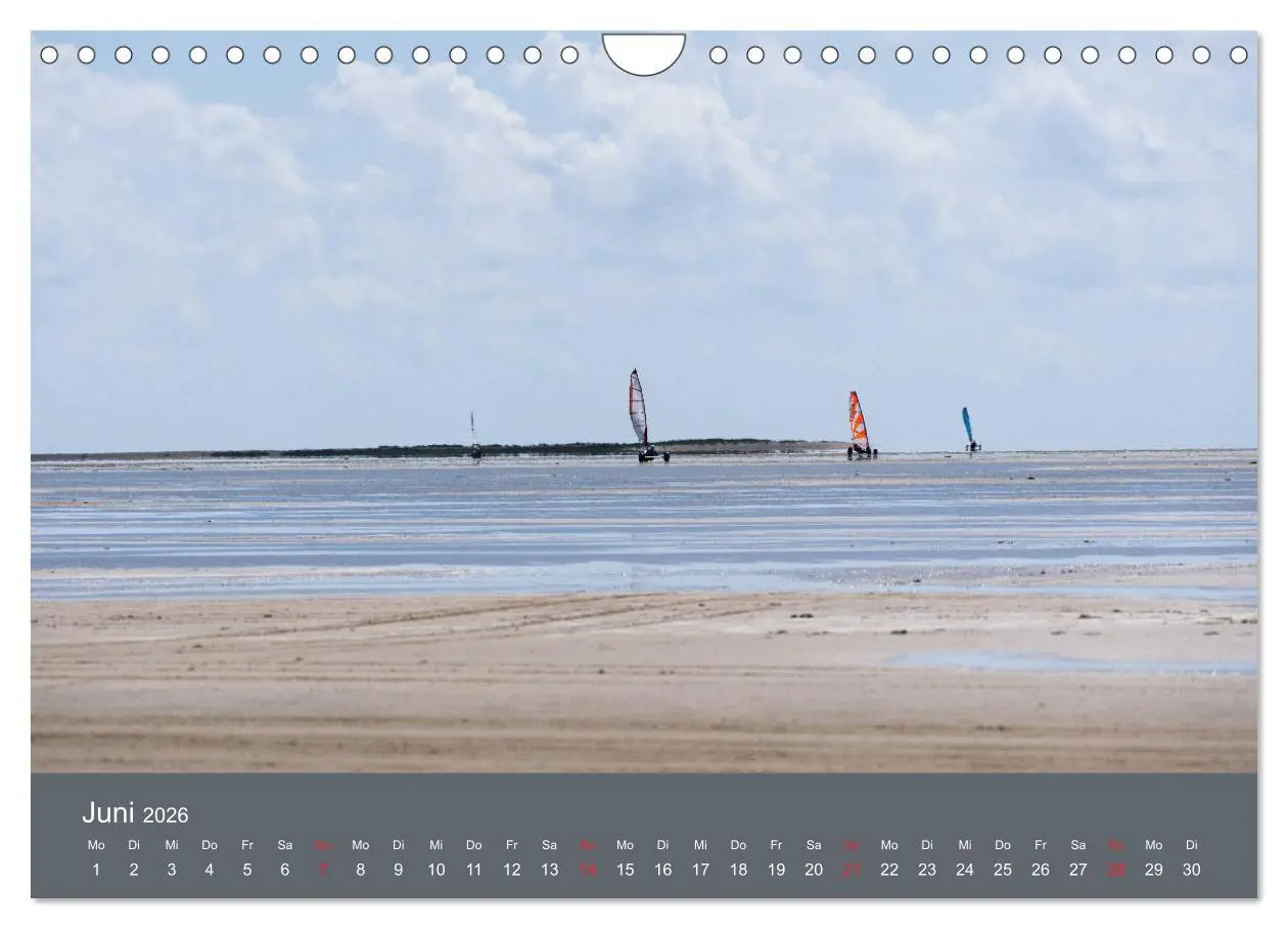 Bild: 9783457789742 | Römö - Wasser, Wind und endloser Strand (Wandkalender 2026 DIN A4...