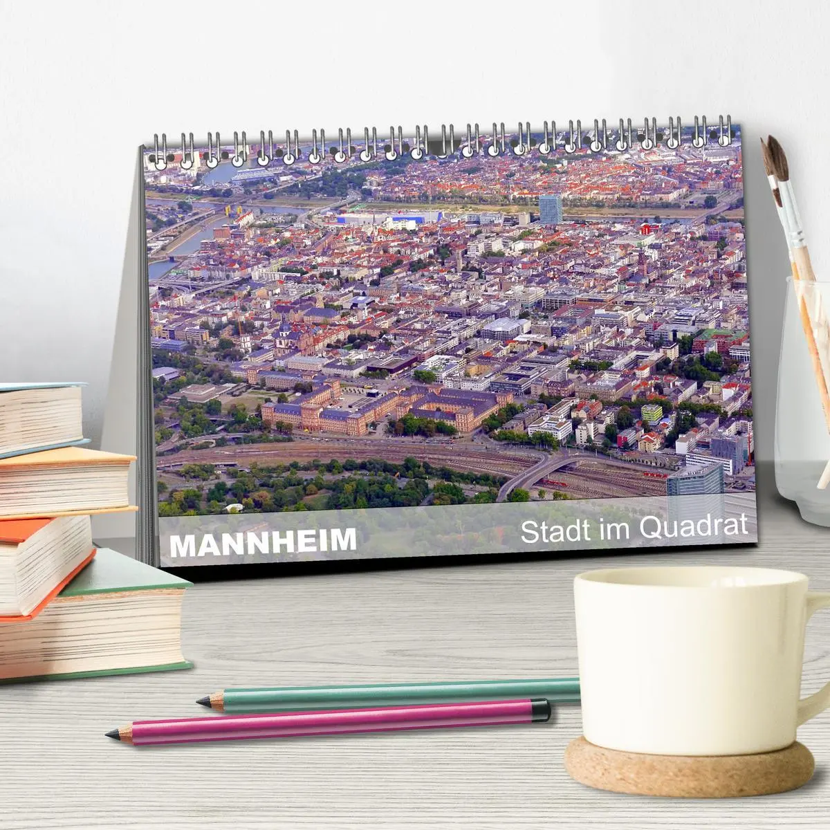 Bild: 9783516040043 | Mannheim - Stadt im Quadrat (Tischkalender 2026 DIN A5 quer),...