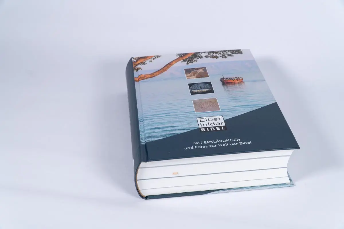 Bild: 9783417020243 | Elberfelder Bibel mit Erklärungen | und Fotos zur Welt der Bibel
