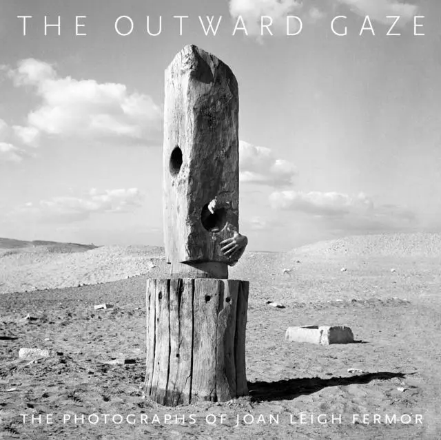 Cover: 9781801610643 | The Outward Gaze | The Photographs of Joan Leigh Fermor | Taschenbuch