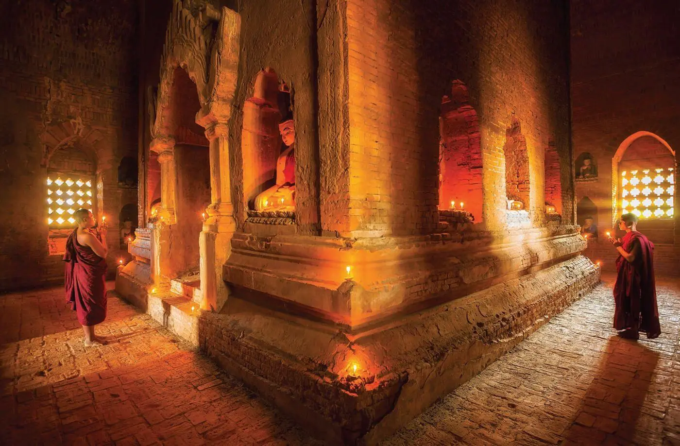 Bild: 9781838860943 | Amazing Temples of the World | Michael Kerrigan | Buch | Gebunden