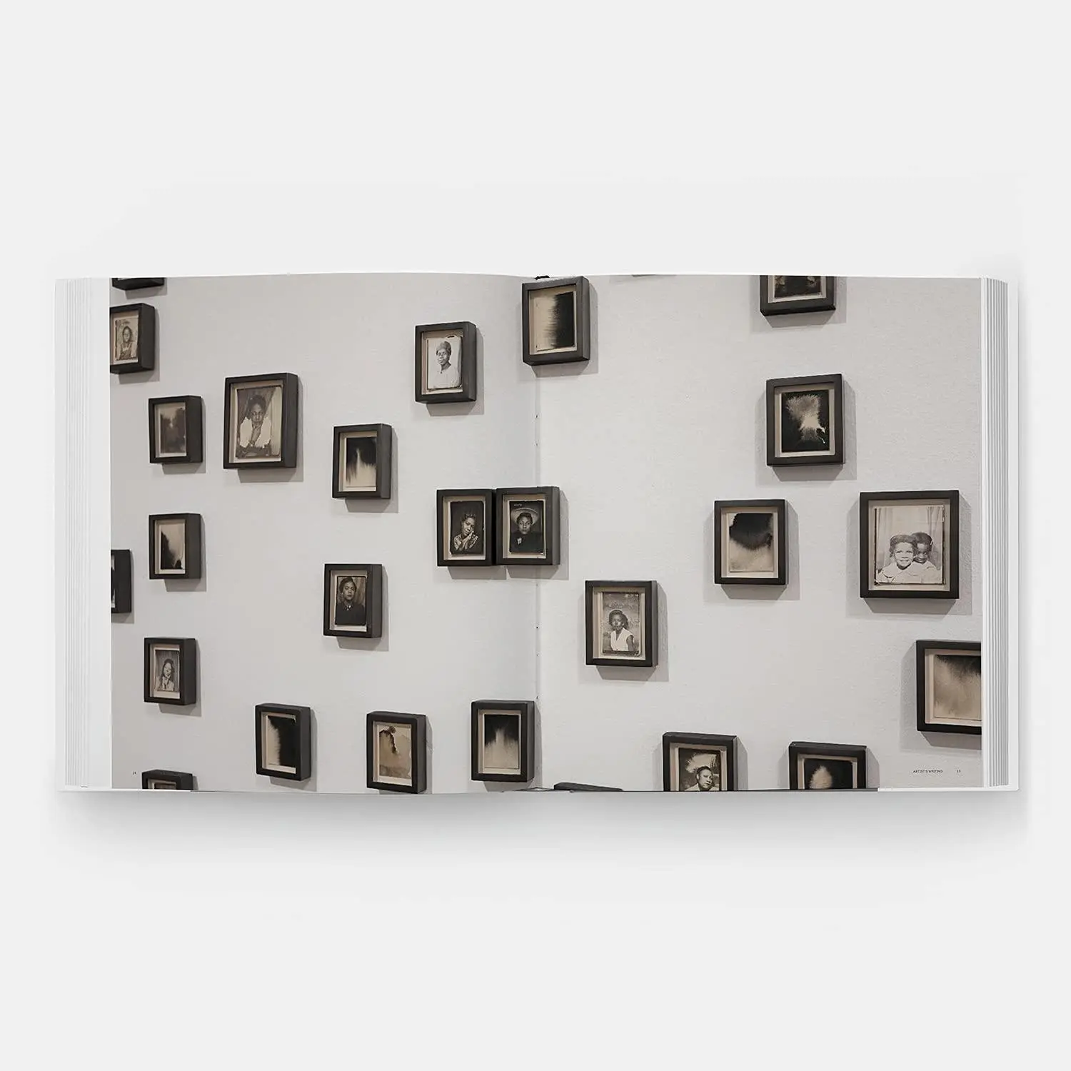 Bild: 9781838661243 | Lorna Simpson | Revised &amp; Expanded Edition | Kellie Jones (u. a.)