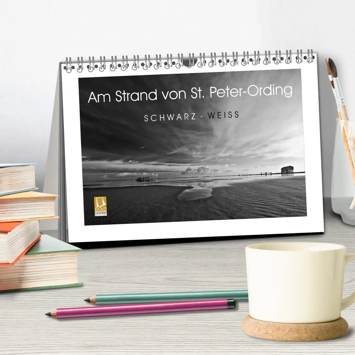 Bild: 9783516092943 | Am Strand von St. Peter-Ording SCHWARZ-WEISS (Tischkalender 2026...