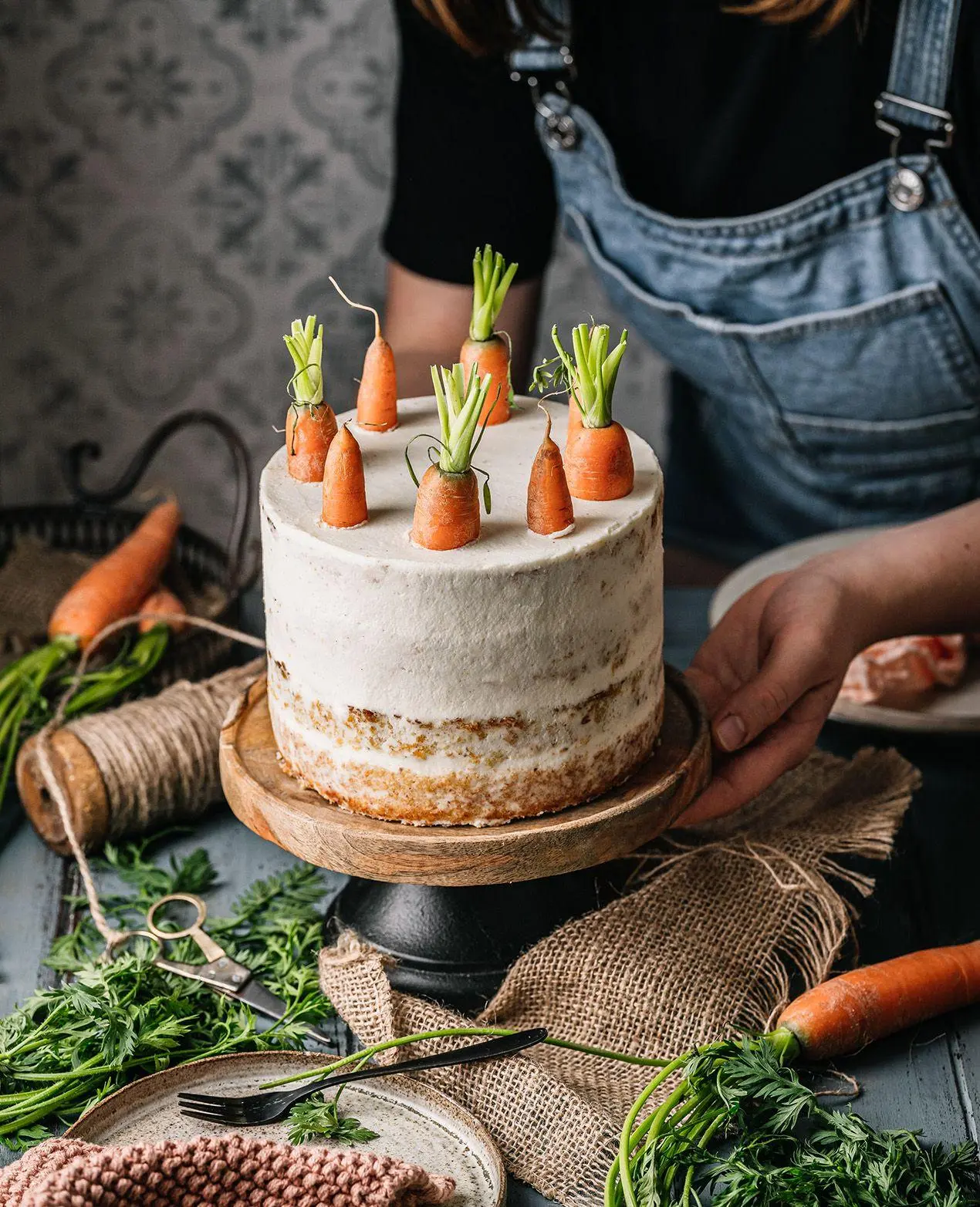 Bild: 9783702243043 | Backen. Feiern. Genießen | Celina Hruschka | Buch | 192 S. | Deutsch