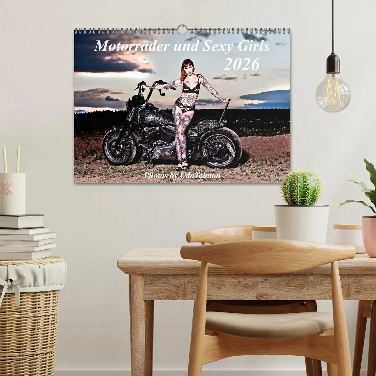 Bild: 9783457633243 | Motorräder und Sexy Girls (Wandkalender 2026 DIN A3 quer), CALVENDO...
