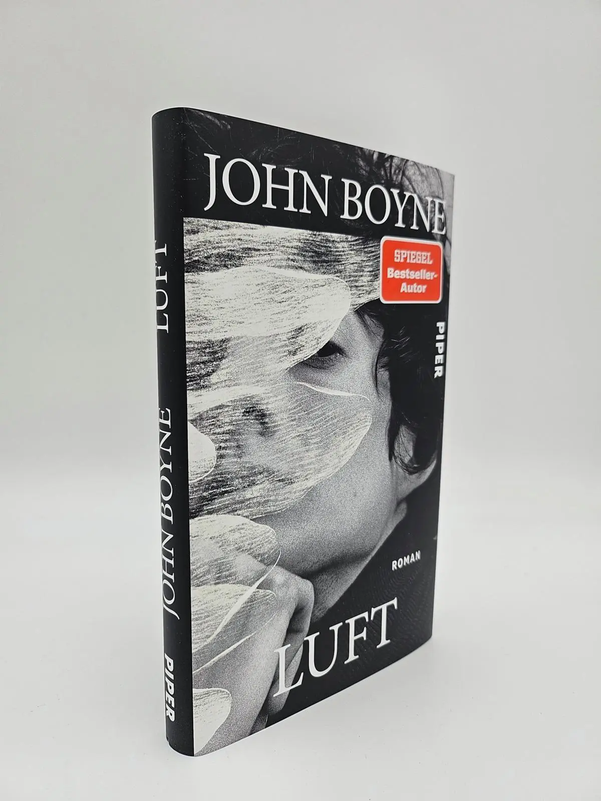 Bild: 9783492073943 | Luft | Roman | John Boyne | Buch | 160 S. | Deutsch | 2025