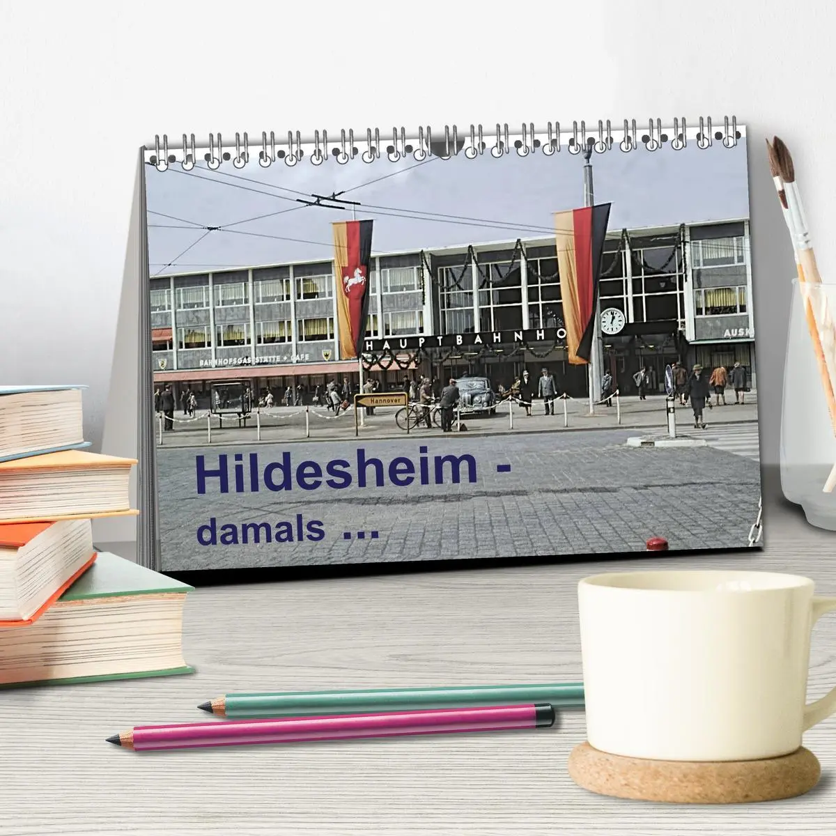 Bild: 9783457765043 | Hildesheim - damals ... (Tischkalender 2026 DIN A5 quer), CALVENDO...