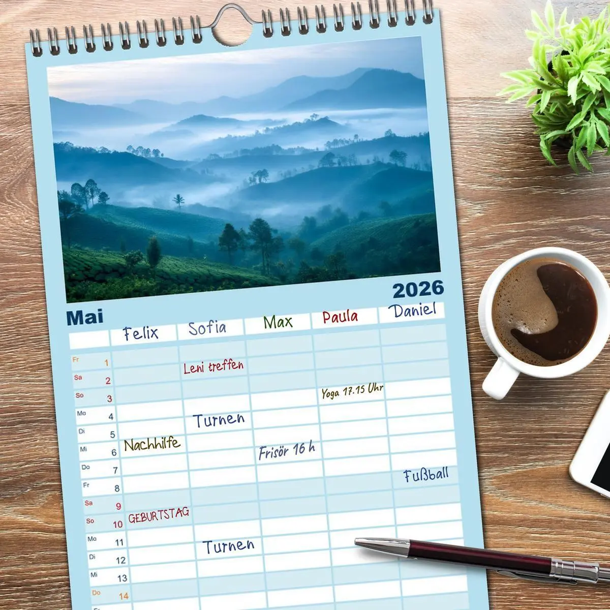 Bild: 9783516605143 | Familienplaner 2026 - Mystischer Nebel mit 5 Spalten (Wandkalender,...