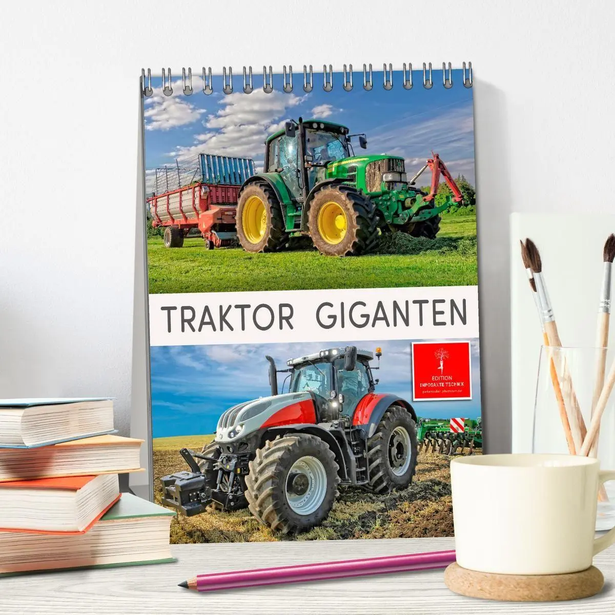 Bild: 9783569425743 | Traktor Giganten (Tischkalender 2027 DIN A5 hoch), CALVENDO...