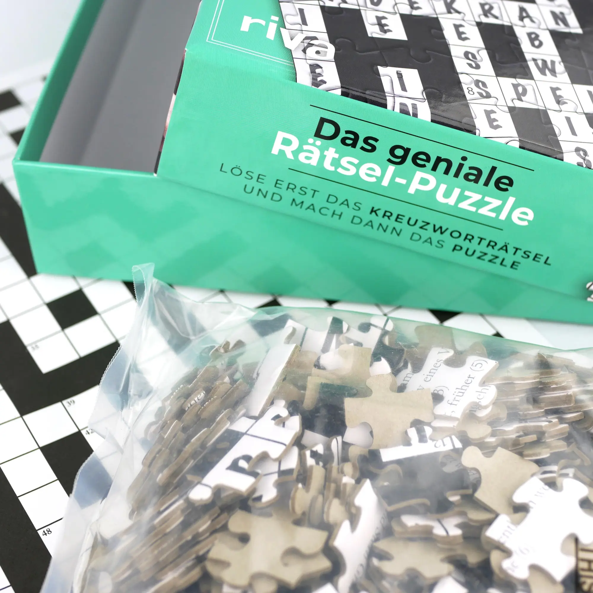 Bild: 9783742307743 | Das geniale Rätsel-Puzzle | riva Verlag | Spiel | Schachtel | Deutsch