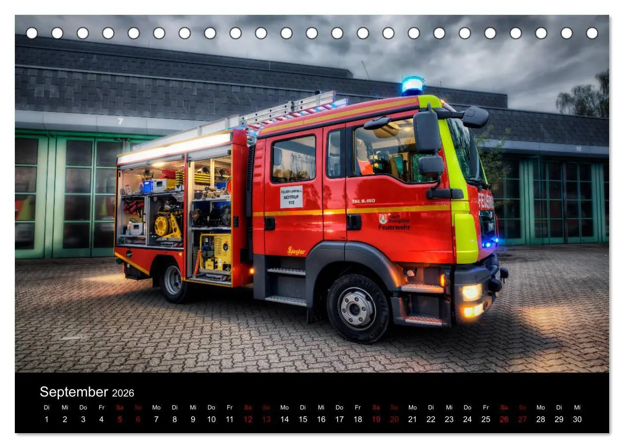 Bild: 9783457888643 | Feuerwehr und Rettungsdienst (Tischkalender 2026 DIN A5 quer),...