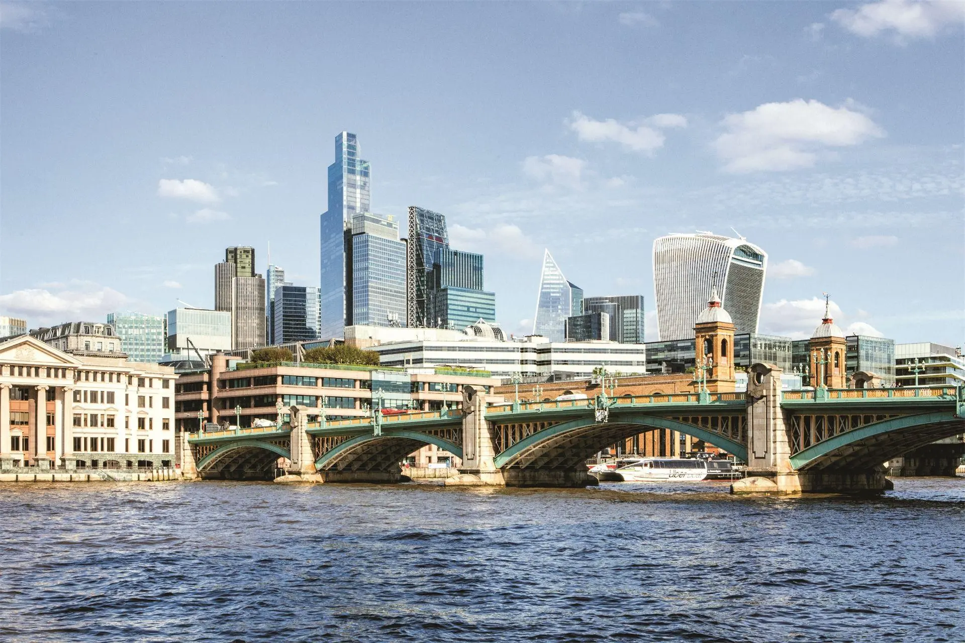 Bild: 9783734208843 | London. Eine Augenreise | Valentine Benoist | Buch | Augenreisen