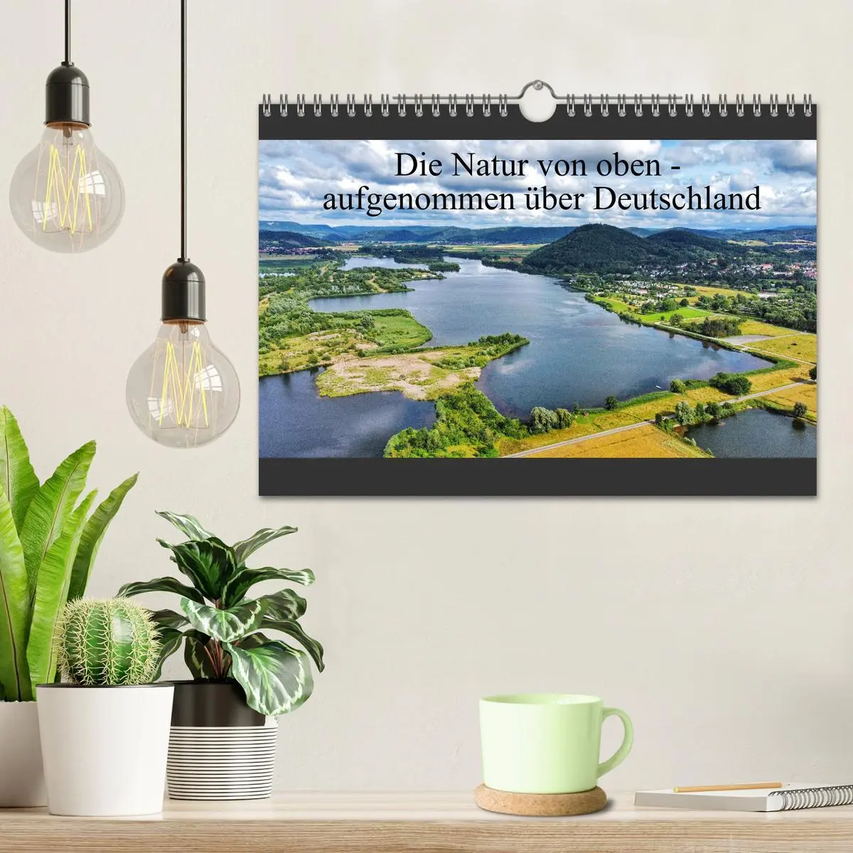 Bild: 9783457629543 | Die Natur von oben - aufgenommen über Deutschland (Wandkalender...