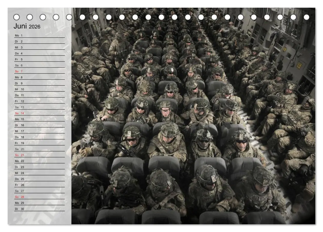 Bild: 9783457999943 | Streitkraft. Militärische Impressionen (Tischkalender 2026 DIN A5...